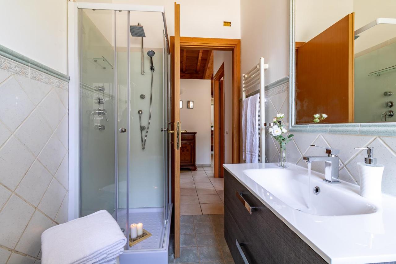 Villa Vacanze La Quercia Carbognano Exteriör bild