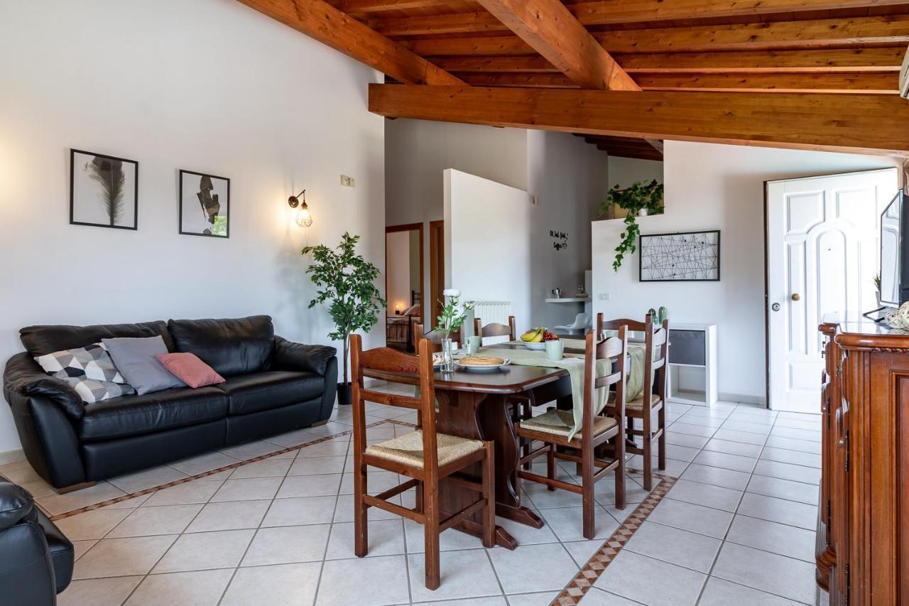 Villa Vacanze La Quercia Carbognano Exteriör bild